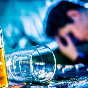 وزارت بهداشت: مصرف الکل جای تریاک را گرفت