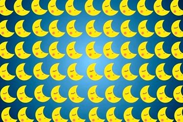 آیا می‌توانید ماه عجیب را در ۵ ثانیه پیدا کنید؟