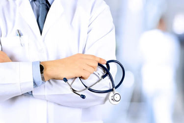 ویزیت پزشک در سال ۱۴۰۵ چقدر شد؟