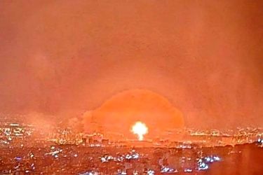 روز هشتم حمله آمریکا و اسرائیل به ایران/ تهران کرج، سقز، آبادان، همدان، شیراز، تبریز، بوشهر و عسلویه هدف حملات امشب/ انفجار در فردوگاه مهرآباد تهران