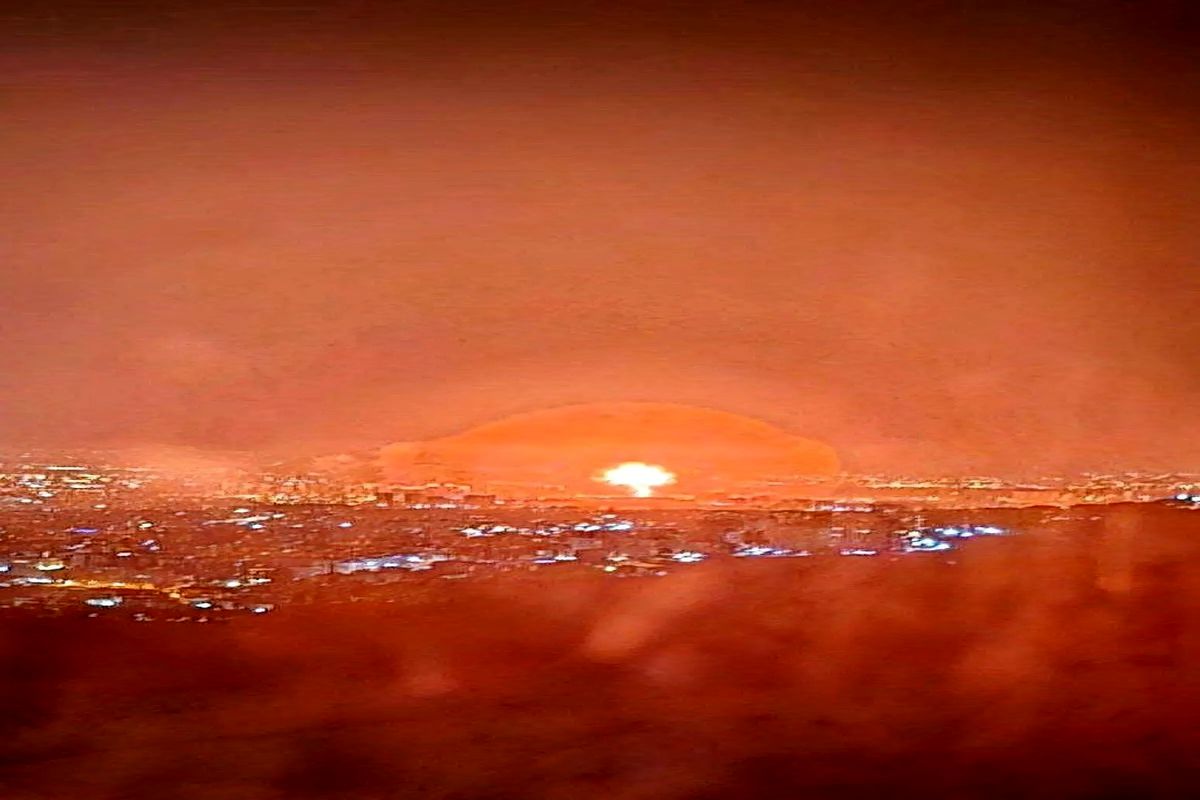 روز هشتم حمله آمریکا و اسرائیل به ایران/ تهران کرج، سقز، آبادان، همدان، شیراز، تبریز، بوشهر و عسلویه هدف حملات امشب/ انفجار در فردوگاه مهرآباد تهران