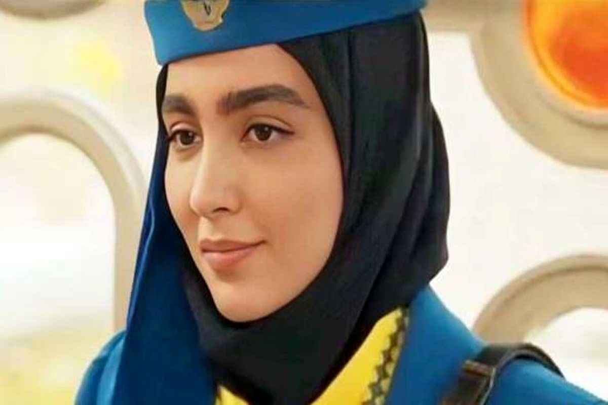 قاب عاشقانه نیکا پایتخت در کنار همسرش / عکس