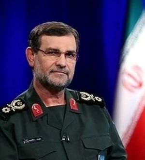 تصاویری از آماده‌سازی پیکر شهید تنگسیری برای تشییع