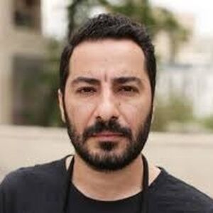 استایل خیابانی نوید محمدزاده در سفر خارجی‌اش/ عکس