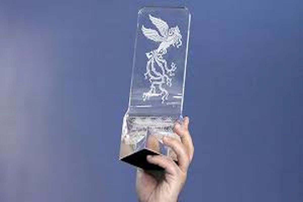 اهدای سیمرغ بلورین به کشته شدگان اعتراضات/ ویدئو