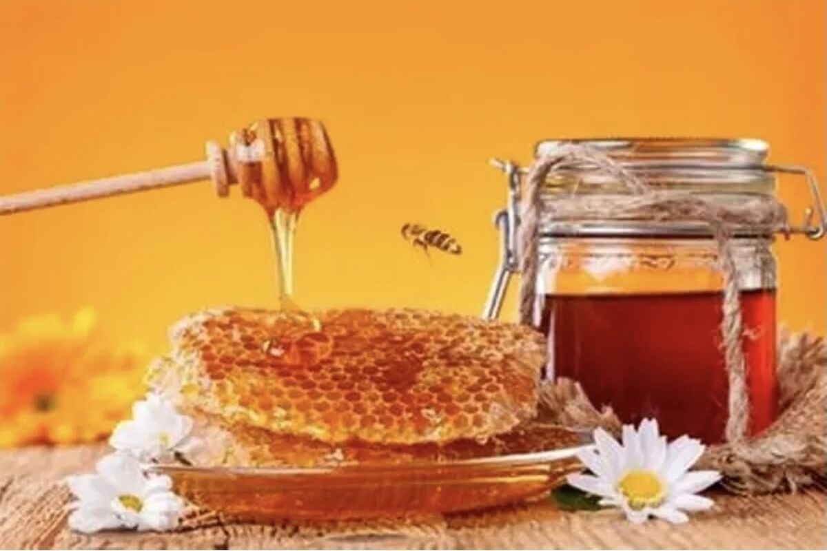 عسل طبیعی چه رنگی دارد؟