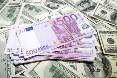 قیمت دلار و یورو امروز دوشنبه ۲۰ بهمن