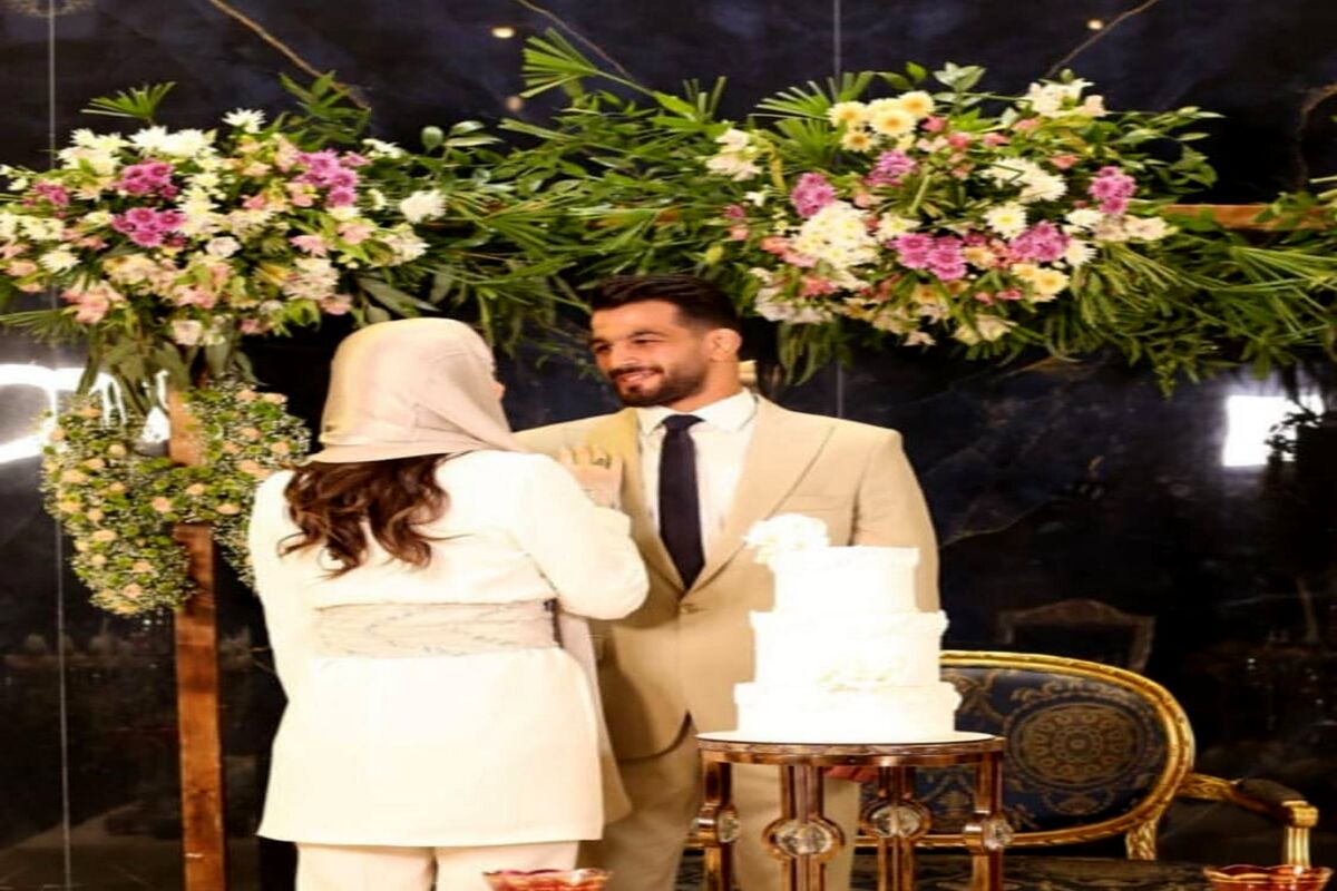 نگاهی به دیزاین سفره عقد حسن یزدانی و همسر آذری اش