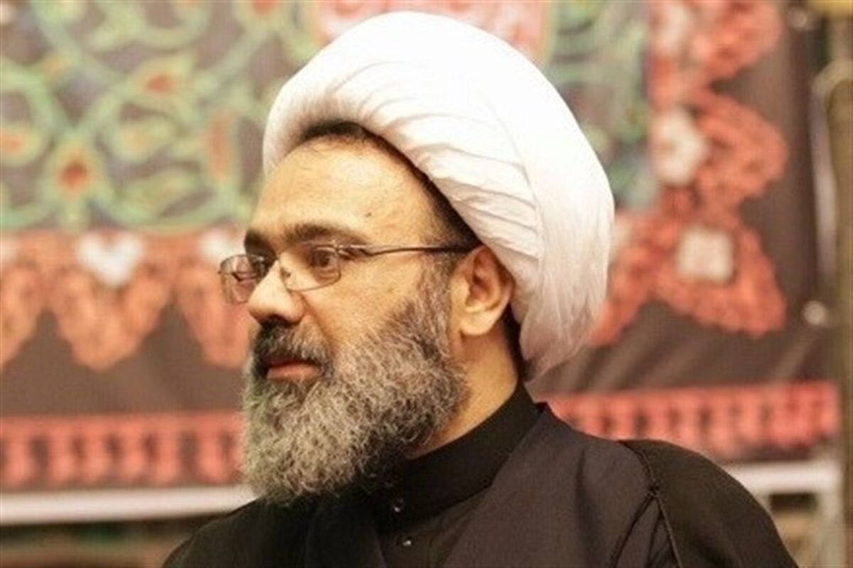 دانشمند خطاب به خانم‌ها: بی‌حجاب باشید ولی با لباس اتاق خواب بیرون نیایید