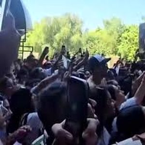بازداشت برگزارکنندگان «قهوه پارتی» در کیش به اتهام «اختلاط زن و مرد در فضای باز و انتشار تصاویر آن»