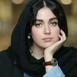 تیپ جدید افسانه پاکرو، او را شبیه باربی زنده کرد/ عکس
