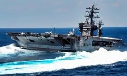 ناو هواپیمابر در جنگ با ایران «ممکن است از کار بیفتد»!