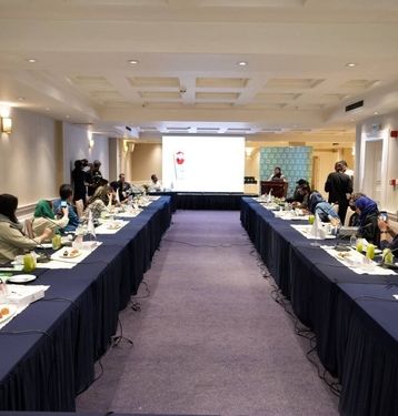 رونمایی از «یکتابات»؛ نخستین پلتفرم ایرانی فروش هوشمند در دایرکت اینستاگرام