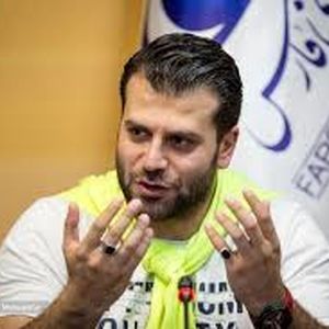 بچه مهندس در کنار مرضیه و مسعود/ عکس