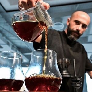  درآمد از ادایی‌ها / رونمایی از گران‌ترین قهوه جهان 