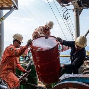 نفت دوباره گران شد