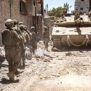 حمله تند ترامپ: ماکرون برکنار می‌شود!