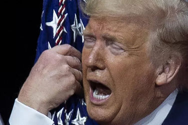 ترامپ بازداشت شد/ ویدئو