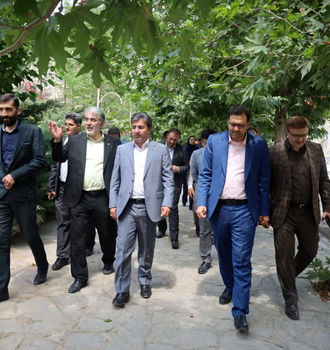بازدید معاون اقتصادی و عمرانی استانداری تهران از پروژه های گردشگری شمیرانات