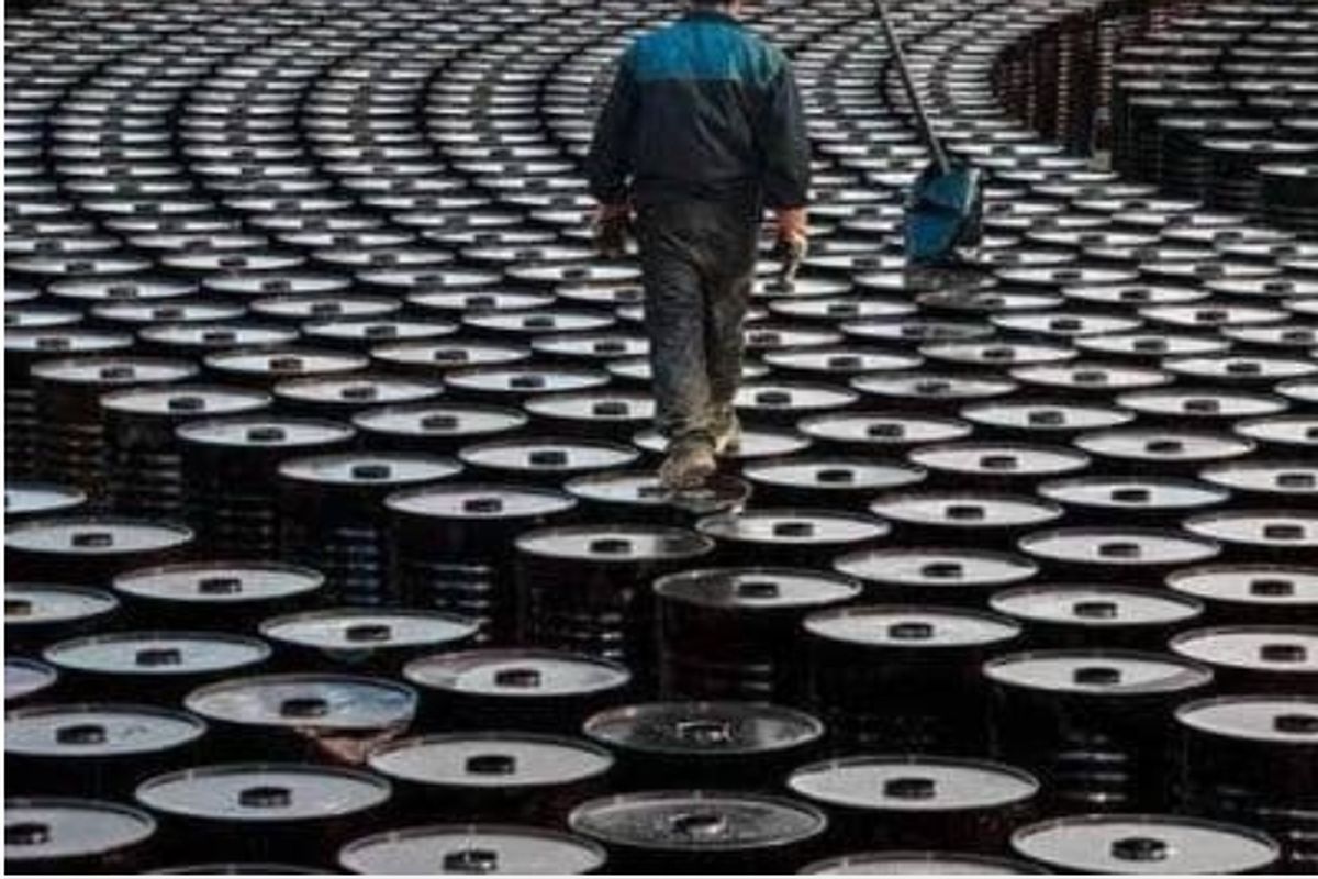 بدهکاران میلیارددلاری کجا هستند؟ چرا تیغ به سمت تولید کنندگان قیر چرخید؟ ‎