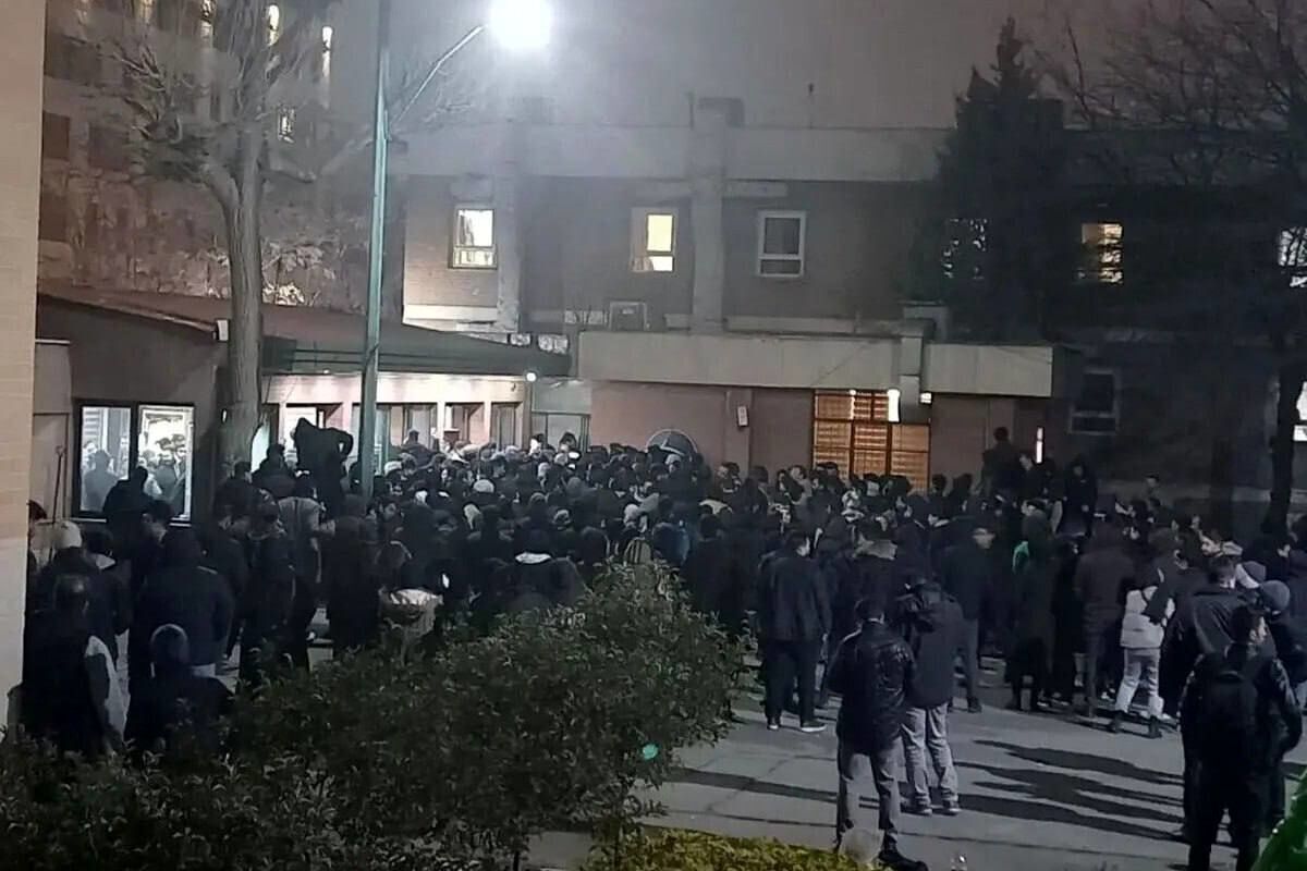 قتل در کوی دانشگاه تهران حادثه بود یا حادثه سازی؟

