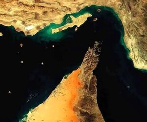 تنگه هرمز باز می‌شود؟