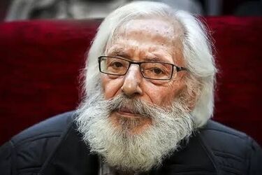 لباس و ژست جالب جمشید مشایخی در عکس کودکی