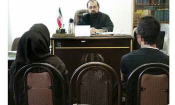 حمله مادرشوهر به عروس ۱۸ ساله به دلیل سوغاتی نخریدن