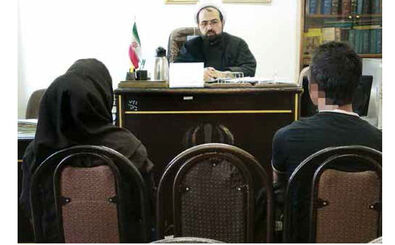 حمله مادرشوهر به عروس ۱۸ ساله به دلیل سوغاتی نخریدن