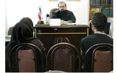 حمله مادرشوهر به عروس ۱۸ ساله به دلیل سوغاتی نخریدن