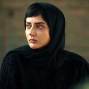 سلفی خوابالوی آوای سریال شغال در آسانسور