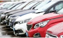 قیمت‌ خودروهای وارداتی‌ چقدر کاهش یافت؟/ اینفوگرافی