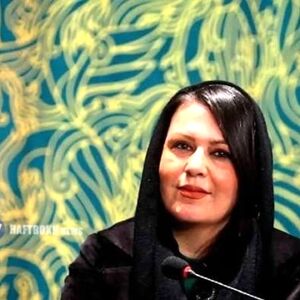 گیتی قاسمی: مدتی در فرودگاه می‌خوابیدم/ ویدئو