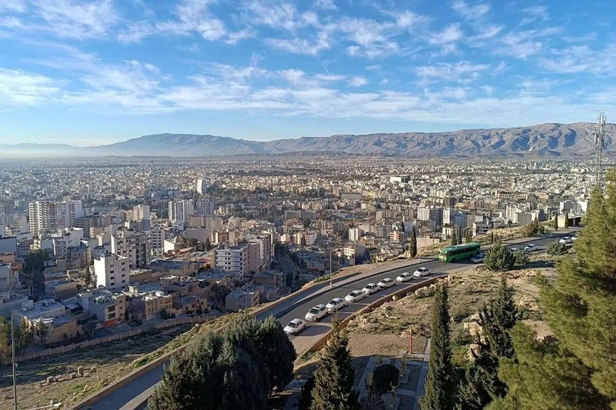 تغییر الگو در بازار مسکن شیراز؛ چرا واحدهای کوچک‌متراژ به "طلا"ی سرمایه‌گذاری تبدیل شده‌اند؟ 