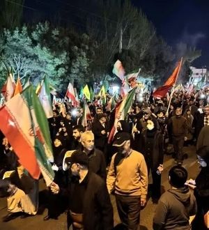 رپ خوانی یک جوان در تجمعات شبانه جلب توجه کرد/ ویدئو