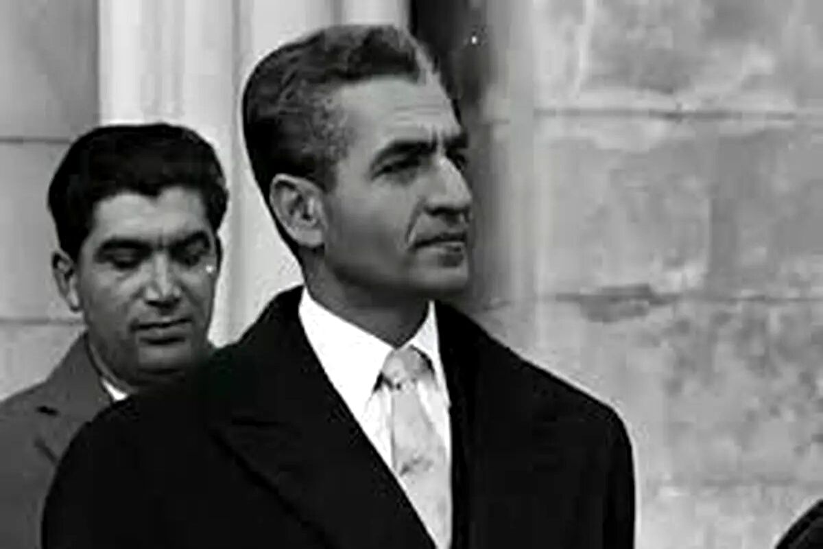 فیلم خودرو خاص مراسم ازدواج محمدرضا پهلوی با ثریا