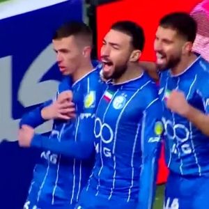 آسانی و منیر از استقلال جدا می‌شوند؟