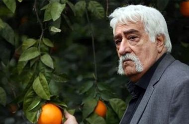 داریوش ارجمند: دشمن به خلیج فارس بیاید، تا طعم غرق شدن را بچشد/ ویدئو