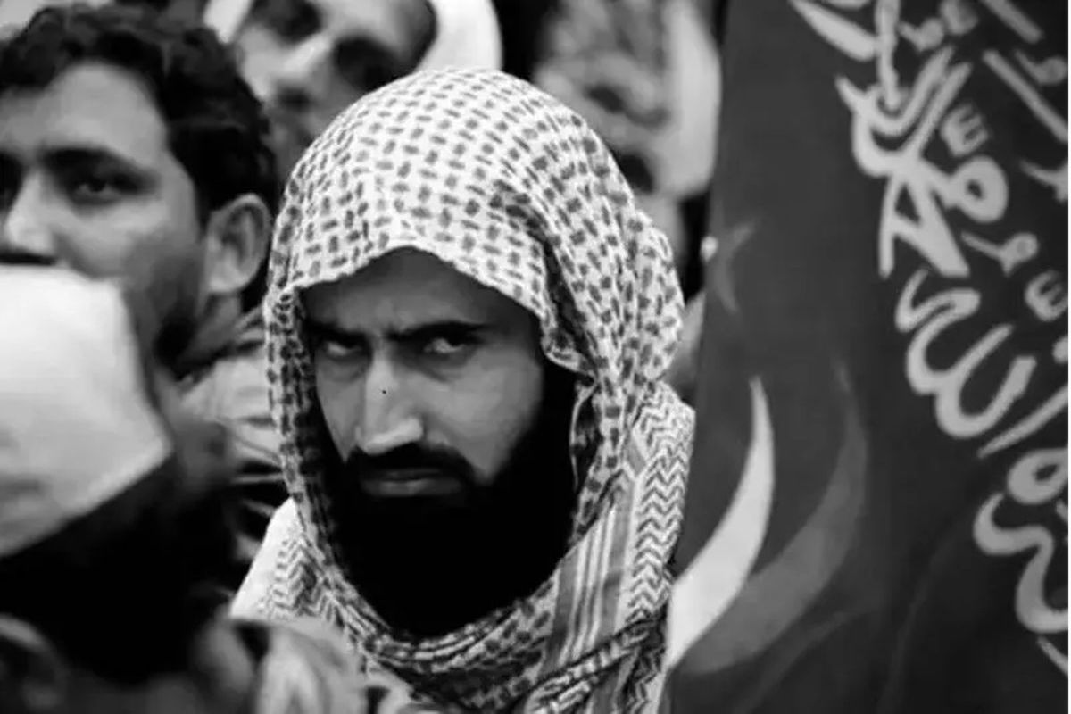 احمد الحسن یا سید یمانی که مدعی امام زمانی است، کیست؟