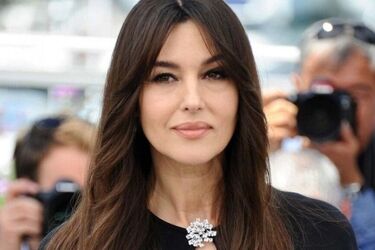 شکسته شدن تلخ چهره زیبا ترین زن جهان/ عکس