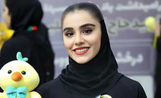 عکس هایی جذاب از زهرا کیانی، داور برنامه کاپیتان