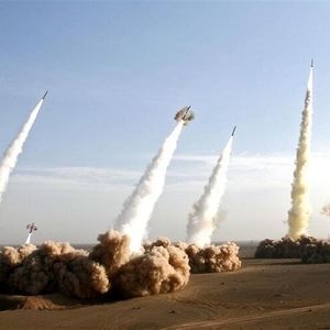 فوری؛ تصویر منتشر شده از شلیک موشک در سواحل جنوبی ایران/ عکس