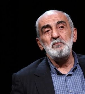 شریعتمداری: ناو‌های آمریکا را جدی نگیرید؛ خدا اینجاست