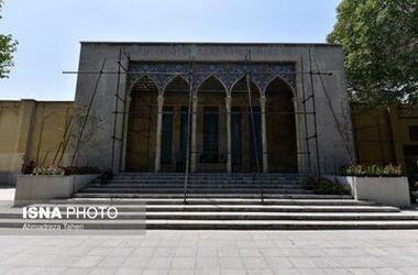 آماده‌سازی آرامگاه استاد فرشچیان در اصفهان