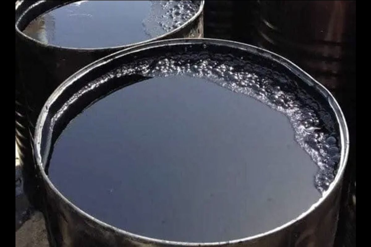 قیر تهاتری را هدف نگیرید، مردم مناطق محروم هزینه آن را خواهند داد