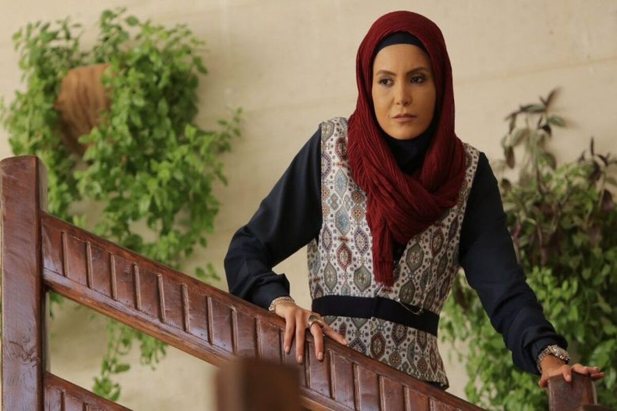  بازیگر نقش آیناز در سریال آنام در کنار همسرش/ عکس