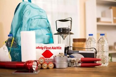 در «کوله شرایط بحران» چه چیزهایی بگذاریم؟