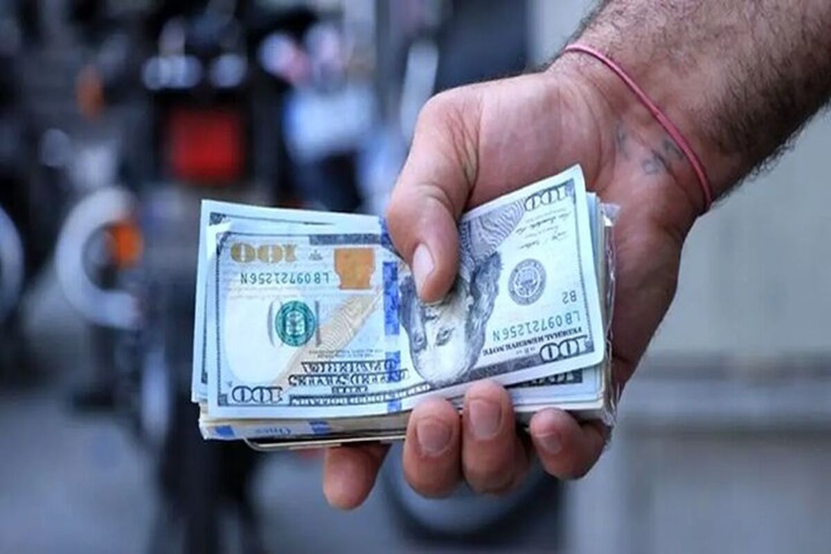 دلار دوباره روی دور افتاد
