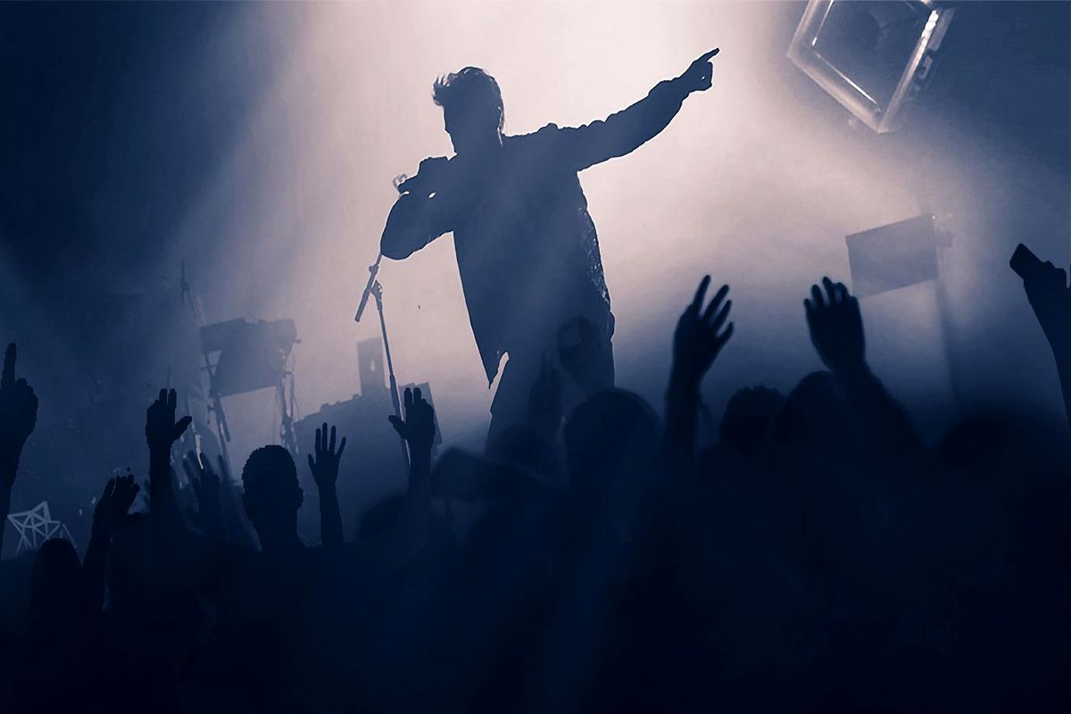 این خواننده زن مشهور معتاد از آب در آمد