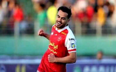 ستاره پرسپولیس ایران را ترک کرد!